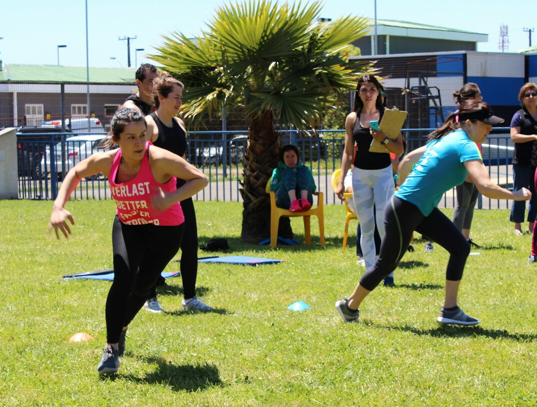 employees in group fitness
